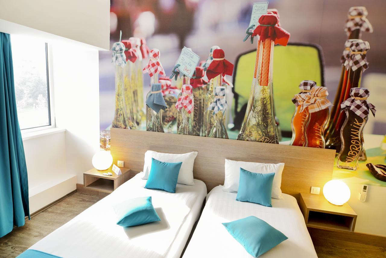 Hotel Ibis Styles Skopie Exterior foto